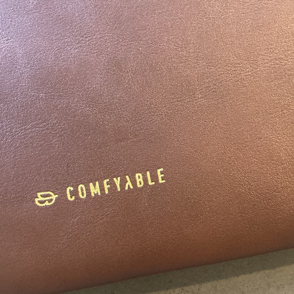 comfyable laptop case. 💻 - Picture 3 of 7